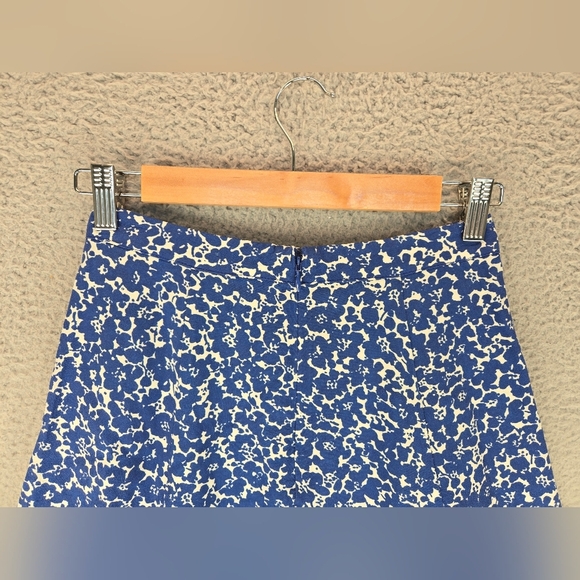 Marine Layer Womens Mini Skirt Sz 0 Soft & Flowy Back Zip Closure White Blue - Picture 7 of 10